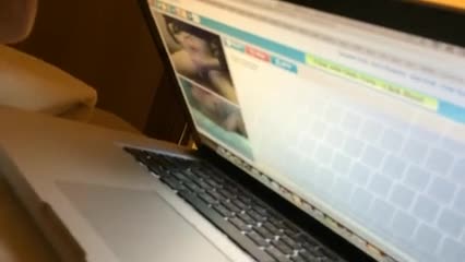 Wife Getting Off On Webcam_3